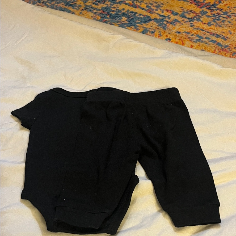 Nike Black and White Kids Bodysuit Set - Picture 7 of 7